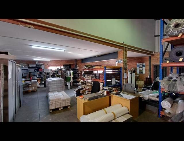 INDUSTRIAL PROPERTY TO RENT IN ROOIHUISKRAAL